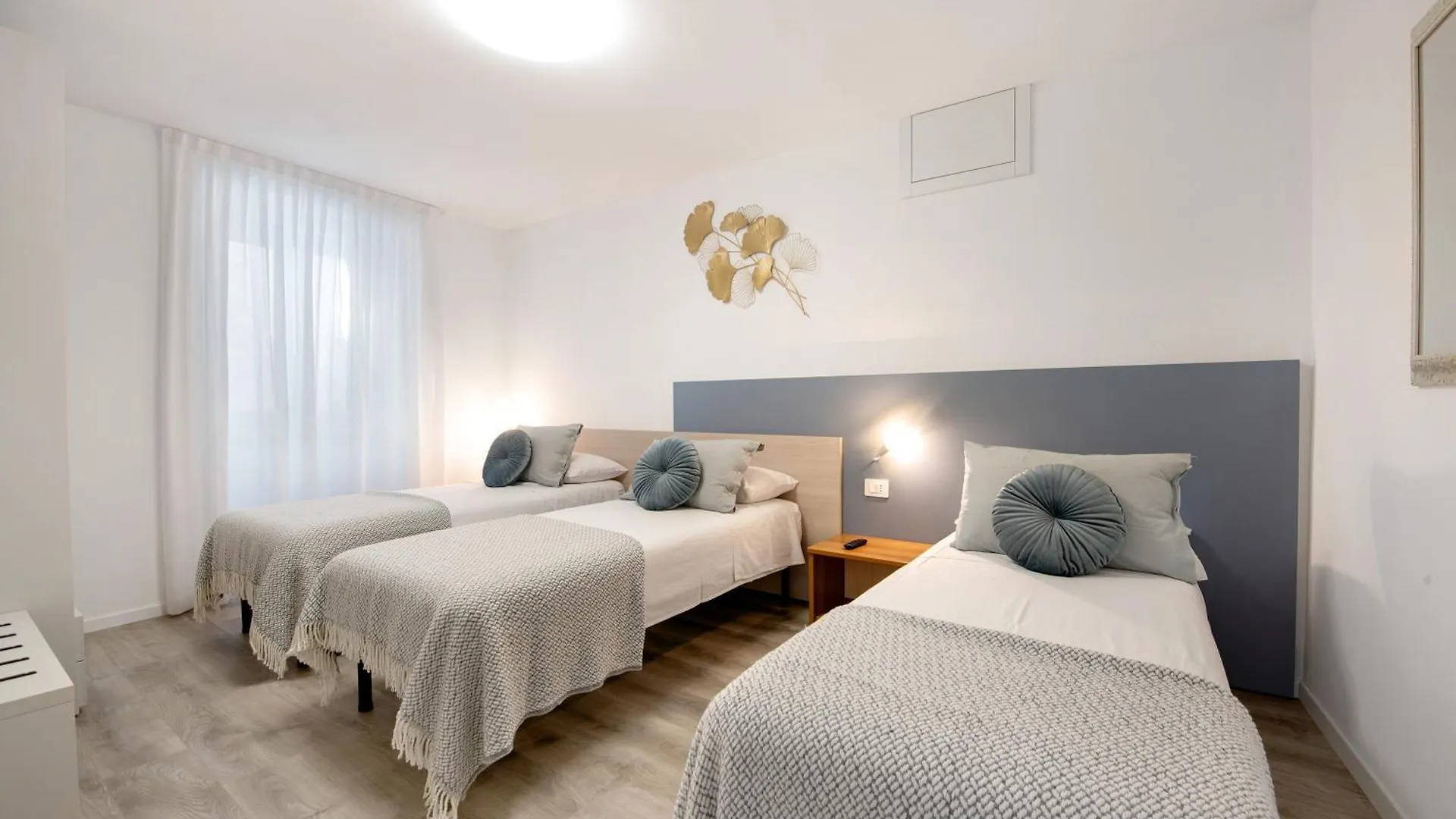 Residence Tatiana Flower Tremosine Apartment