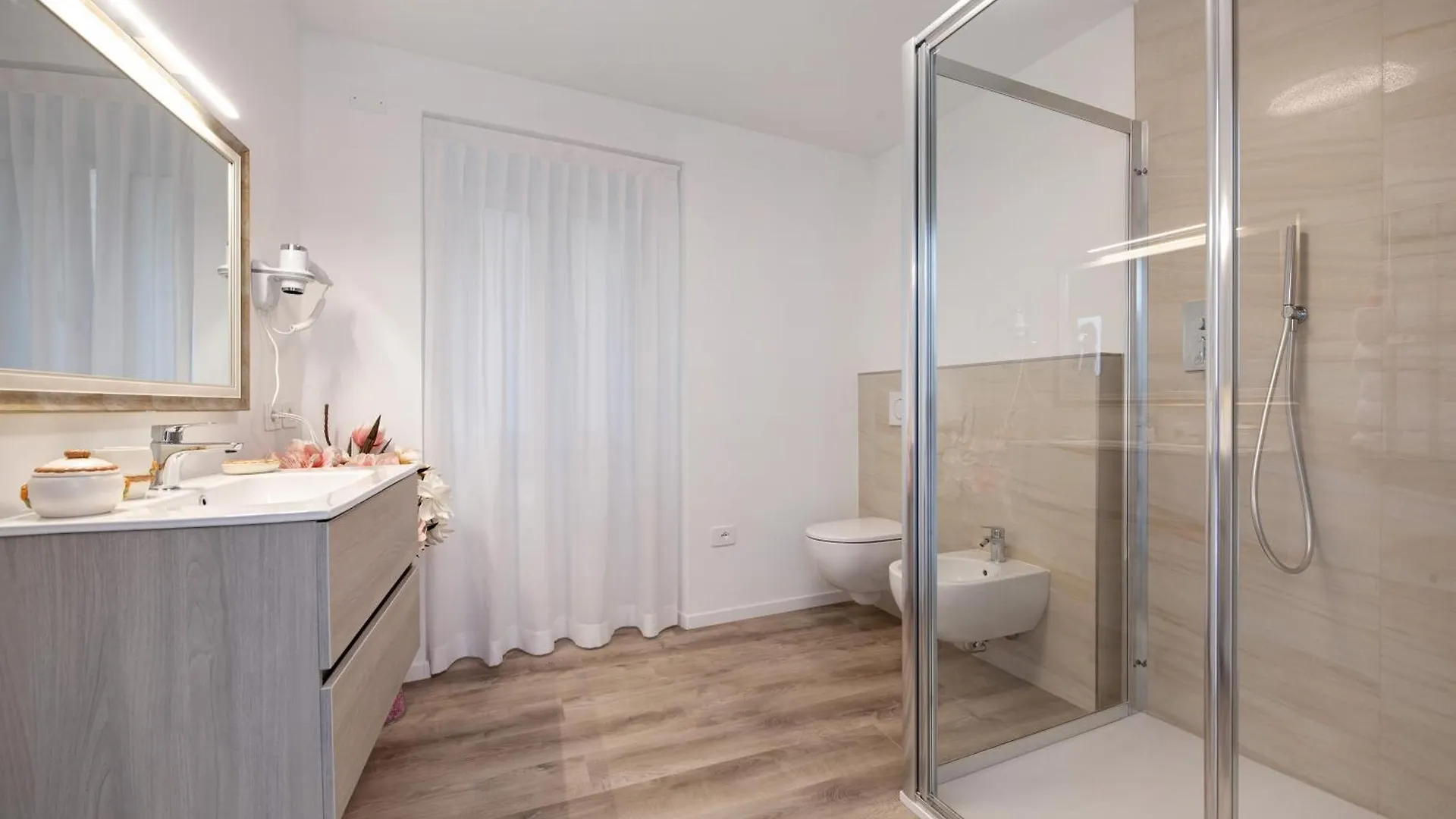 Residence Tatiana Flower Tremosine 0*,  Italy